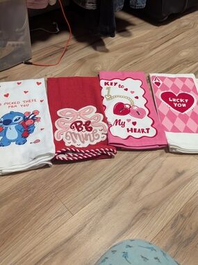 Valentine Kitchen Towels Set - Pink & Red Heart Designs 6 Of Them Bundle Deal